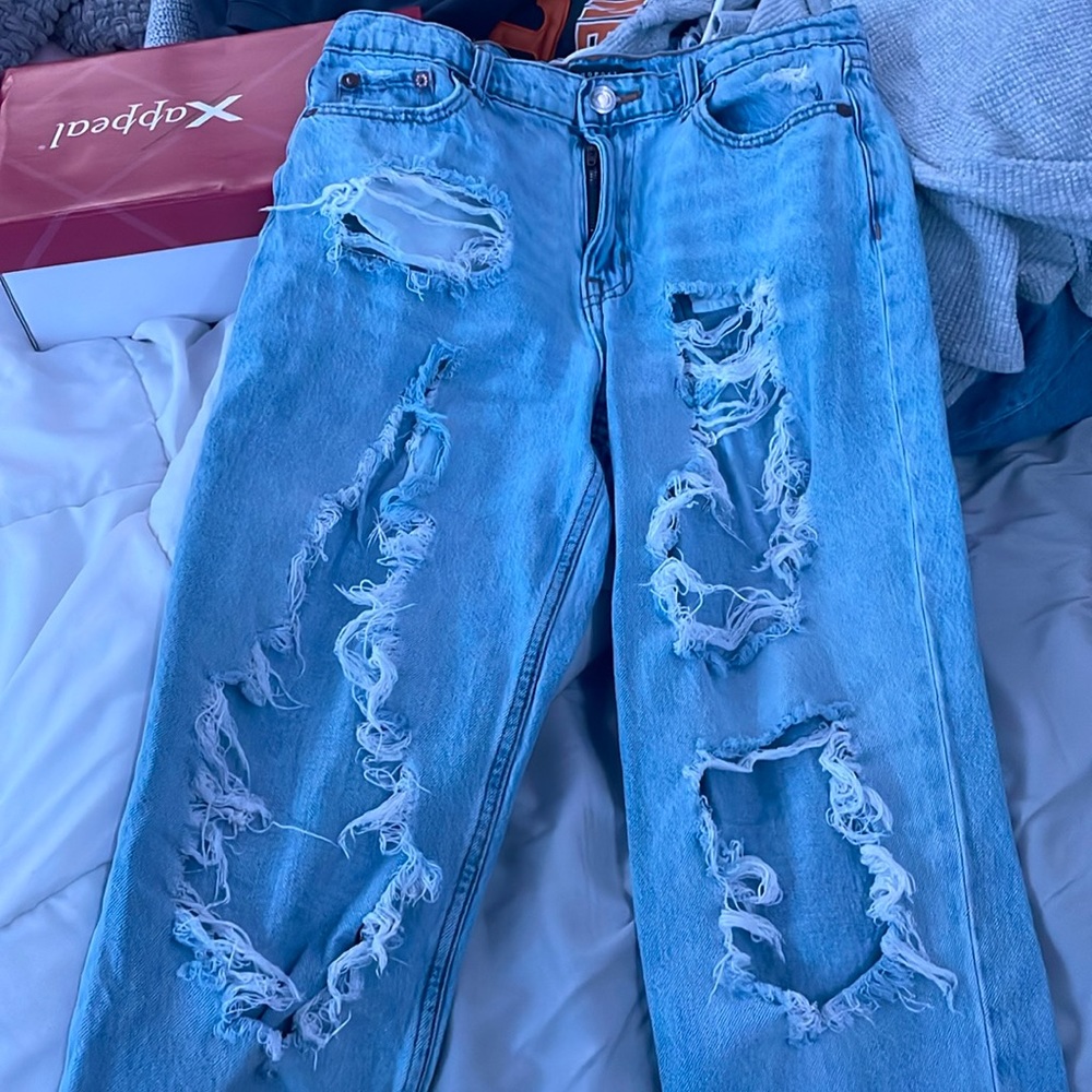 Mom Jean Style Ripped Blue Jeans